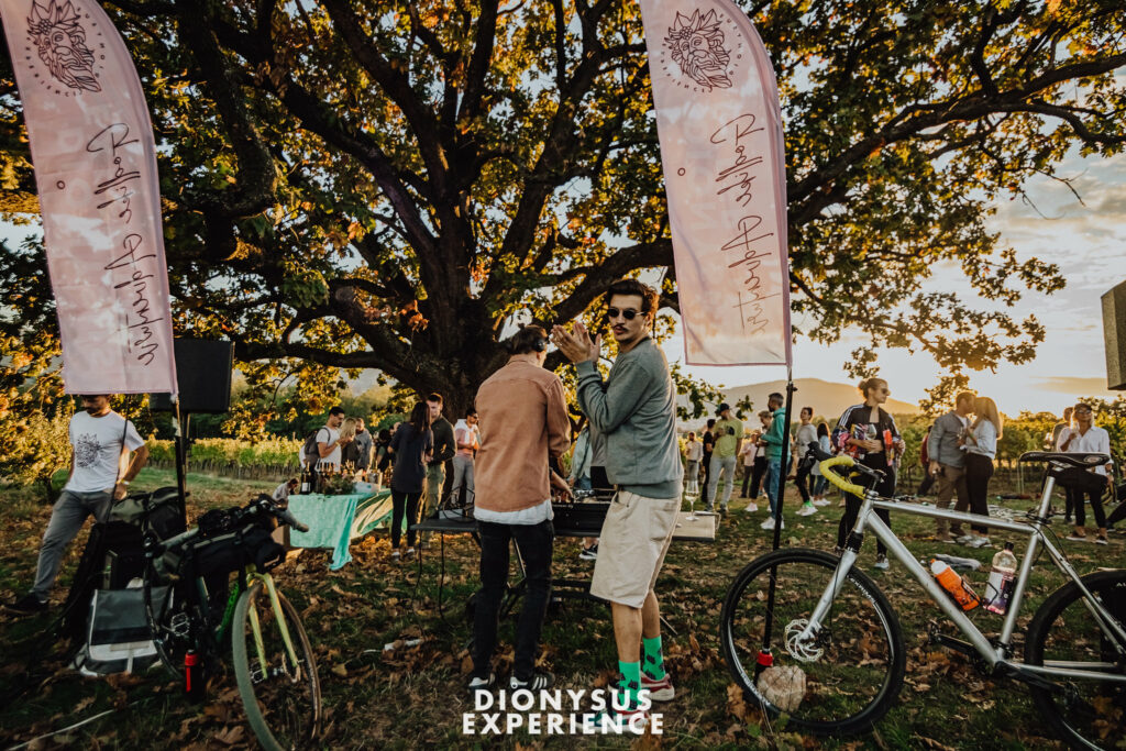 DIONYSUS Experience - Godlike Adventures can now also be experienced on bicycles. Signed partnership with UPSIDE DOWN gravel fanatics. 1 DEX Sumadija 11
